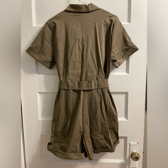 NWT, Hem & Thread Romper - Picture 3 of 3